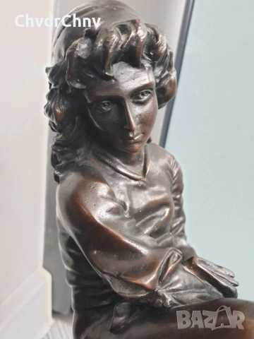 Boverie статуетка 36см-4кг/френска бронзова скулптура/фигура на момче с книга край море, снимка 9 - Статуетки - 54166045
