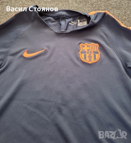 Барселона/Barcelona training shirt 2018-19г. - за ръст 147-158см., снимка 2 - Фен артикули - 54331282