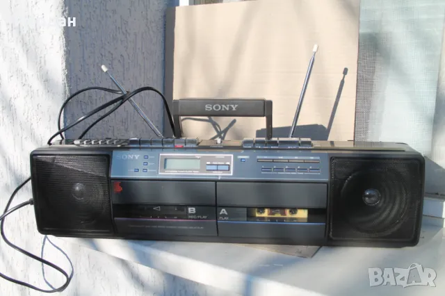 Радио-касетофон ''Sony CFS-W501L''