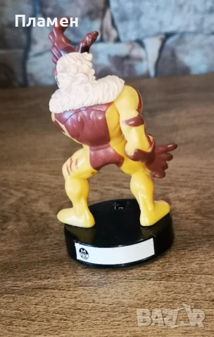Marvel Attacktix Sabertooth Фигура , снимка 4 - Колекции - 50927414