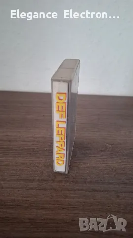 Аудиокасета DEF LEPPARD. Adrenalize, снимка 2 - Аудио касети - 49399485