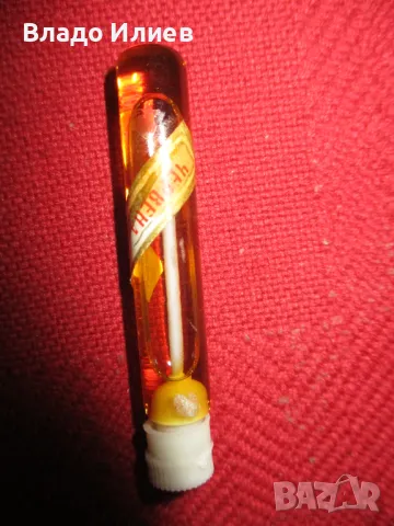 Одеколон/парфюм/ „Червена роза“ винтидж от 1959 г., снимка 3 - Дамски парфюми - 36326188