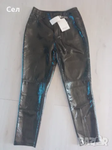 Нов дамски кожен панталон stradivarius 38, снимка 2 - Панталони - 47811633