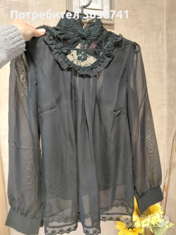 Дамска черна риза с дантела