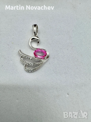 Сребърна висулка лебед с естествен розов топаз, снимка 2 - Колиета, медальони, синджири - 53331829