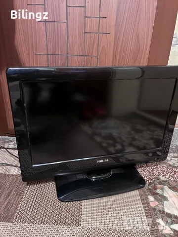 Телевизор Philips 26" инча работещ с дистанционно подходящ за малко помещение, кухня, детска