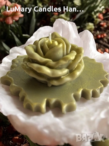 Свещ “ Златна роза”, снимка 4 - Декорация за дома - 53223442
