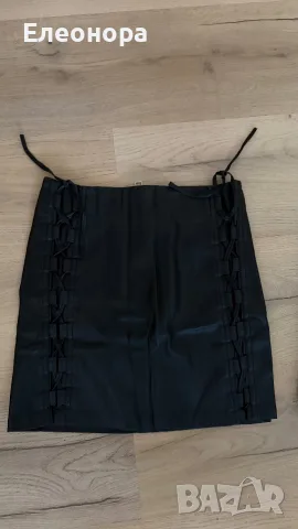 Кожена пола - Bershka