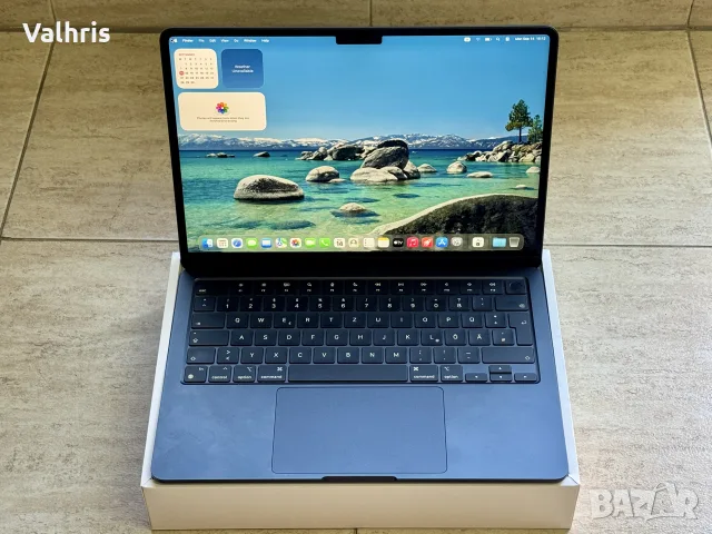 Apple MacBook Air 13” / M3 Chip / 2024 / 8GB RAM / 256GB SSD / Retina Display / A3113