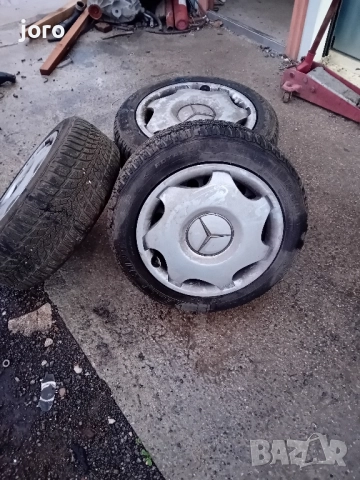зимни гуми с джанти за 205/55/16 за мерцедес , снимка 3 - Гуми и джанти - 52334396