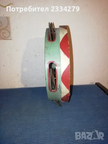 Стари детски музикални инструменти, чинели, дайре, акордеон. , снимка 8 - Антикварни и старинни предмети - 49777852