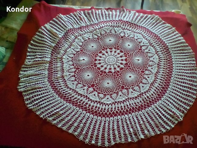 Кръгла покривка за маса, плетена на една кука, снимка 1 - Декорация за дома - 34961574