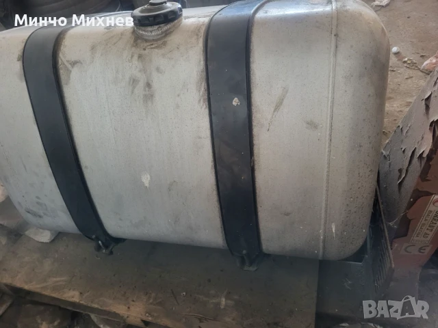 Горивен резервоар Mercedes Actros MP4, снимка 3 - Части - 50976656