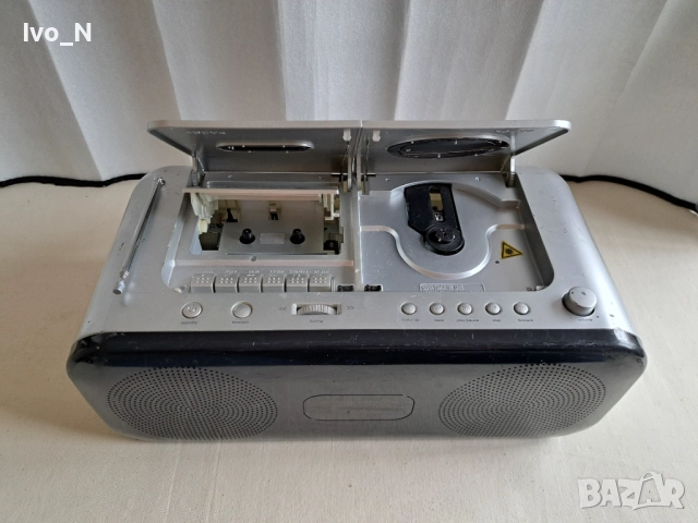 CD радиокасетофон TCM., снимка 2 - Радиокасетофони, транзистори - 52343749