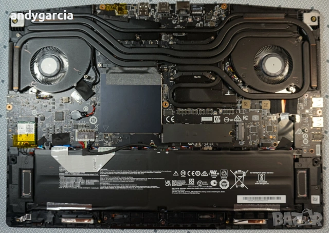 NVIDIA RTX 4070 8GB/Intel Core i7-13700HX/16GB RAM DDR5/1TB SSD/17.3 QHD 240hz/MSI Stealth 17 Studio, снимка 7 - Лаптопи за игри - 54089334