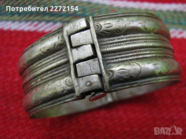 Възрожденска сребърна гривна, снимка 1 - Антикварни и старинни предмети - 31321528