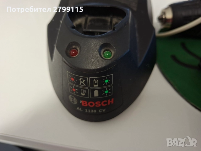 Акумулаторен ударен винтоверт Bosch GSB 10,8‑2‑LI – комплект с две батерии и зарядно, снимка 6 - Винтоверти - 52991860