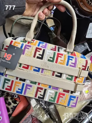 дамски чанти , снимка 2 - Чанти - 48690765