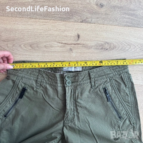 Дамски 3/4 панталони Nike Sportswear цвят каки зелено Винтидж размер M, снимка 6 - Къси панталони и бермуди - 53890305