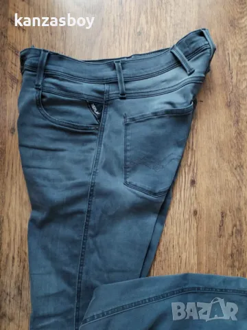 replay anbass jeans - ЕЛАТИЧНИ мъжки дънки КАТО НОВИ 29, снимка 4 - Дънки - 49236298