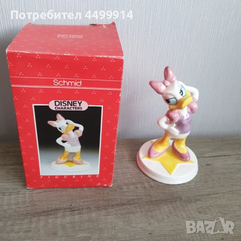Порцеланова фигура на Шмид от Walt Disney Company - Дейзи