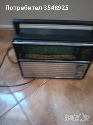 Старо радио Веф/VEF 206, снимка 4 - Антикварни и старинни предмети - 52103650