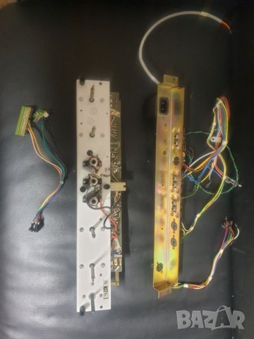 Два резервни блока части за ролков магнетофон Revox A77 Долна предна основна платка със всички превк
