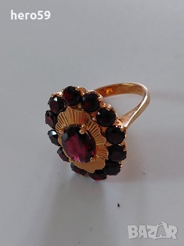 Дамски златен пръстен с гранати-18 карата злато(чехски гранати), снимка 17 - Пръстени - 38897379