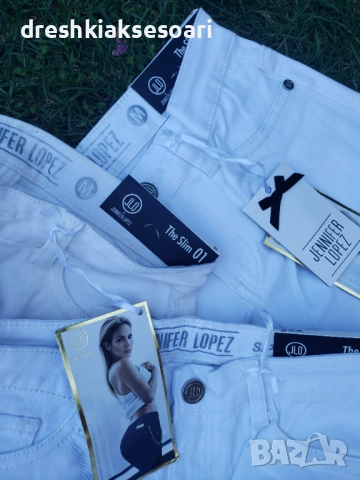 Дънки с кръпки Дженифър Лопес последни два броя, снимка 2 - Дънки - 51496786