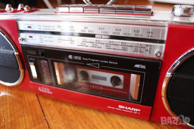 Купувам Sharp GF-7 / Sharp QT-7, снимка 2 - Радиокасетофони, транзистори - 31369071
