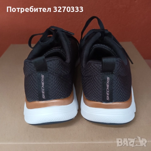 Дамски маратонки Skechers, снимка 2 - Маратонки - 52337317