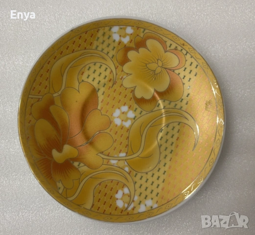 Чашки за кафе с чинийки - златист модел - за допълване, снимка 3 - Сервизи - 53948248