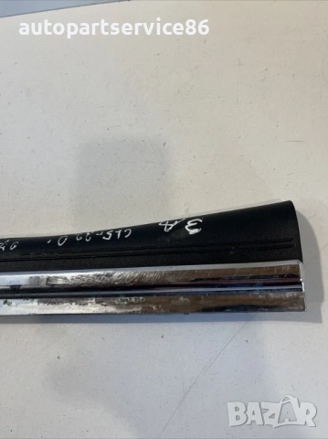 Кора / декоративна лайсна за праг за задна дясна врата RHD за Mercedes CLS W219 (2009) A2196800835, снимка 3 - Части - 53899223