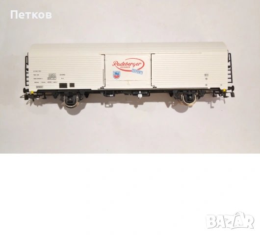 Товарен вагон PIKO мащаб H0