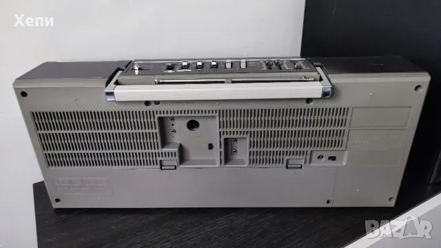 Касетофон Хитачи, снимка 3 - Радиокасетофони, транзистори - 48718030