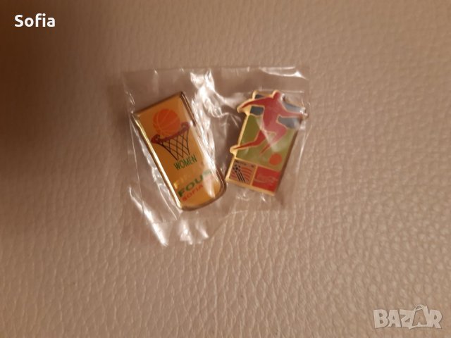 Кока Кола Колекция /Coca-Cola/Значки 16 модела от 90-те и, снимка 4 - Колекции - 31969165