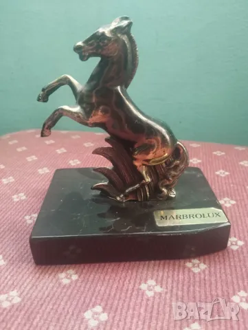 Статуетка кон, снимка 2 - Антикварни и старинни предмети - 48891767