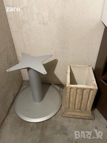 Масивна кръгла маса за беседка, помещение