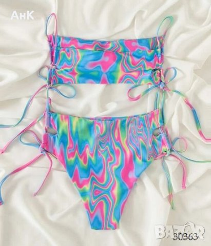 Чисто нов син бански костюм с шарени мотиви С-Л, снимка 2 - Бански костюми - 37558581