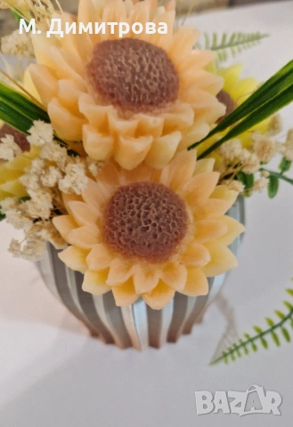 Аранжировка от глицеринов сапун„Златна усмивка“, снимка 4 - Декорация за дома - 54072275
