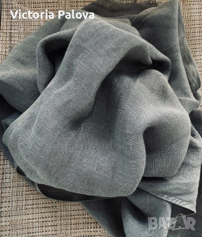 Стилен шал MASSIMO DUTTI цвят olive 