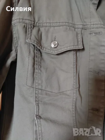 Ново Bershka  за 15 евро, снимка 3 - Якета - 56163720