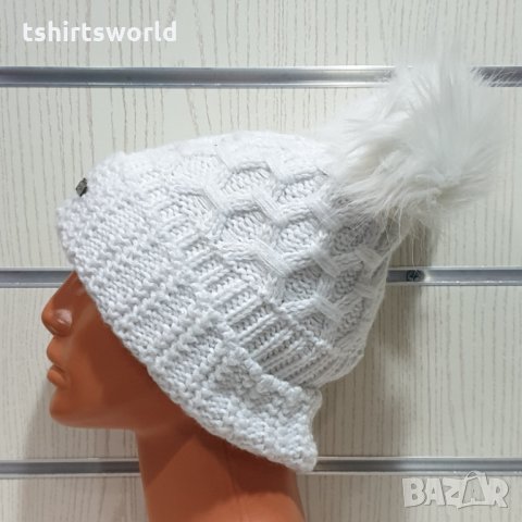 Нова зимна бяла дамска шапка с 2 помпона/пуха, снимка 3 - Шапки - 35488783