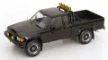 Toyota Hilux Pick Up Truck Xtra Cab 4x4 1985 - мащаб 1:18 на KKScale моделът е нов в кутия, снимка 1