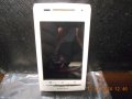 Sony Ericsson Xperia X8 E15i - vintage 2010