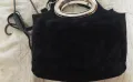 Черна чанта велур със заешки пух, снимка 4