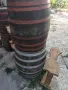 Продавам отлично запазени дървени бурета със стойки (5 броя, различни размери), снимка 1