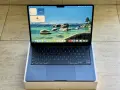 Apple MacBook Air 13” / M3 Chip / 2024 / 8GB RAM / 256GB SSD / Retina Display / A3113, снимка 1