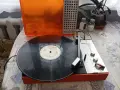 Грамофон Unitra WG 400 Mister hit от 1976г. с вграден усилвател и говорител , снимка 1