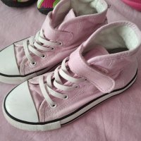 Детски маратонки и кецове Converse, снимка 6 - Детски маратонки - 32725994